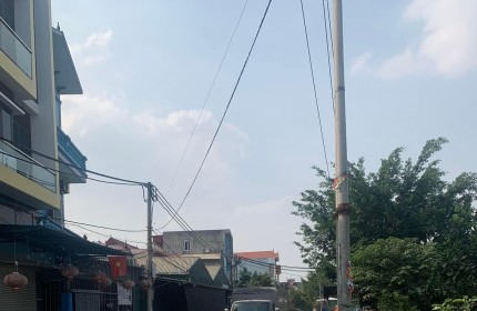 Cho thuê kho tại Đại Áng,  Thanh Trif, 100m x 1 tầng, MT 4m, điện 3 pha, ô tô tải đỗ cửa, giá 6,5tr / tháng